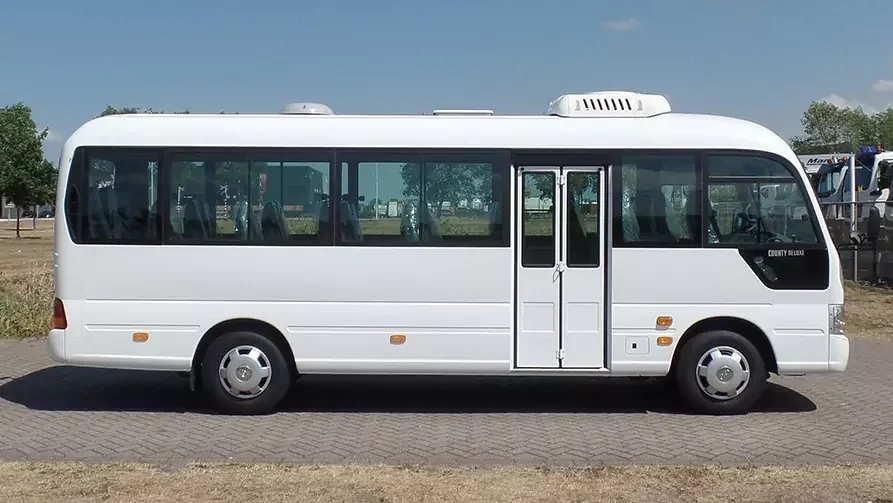 https://gtstransportations.com/wp-content/uploads/2024/11/bus-hyundai-county-673275522b6df-e1731360364539.webp