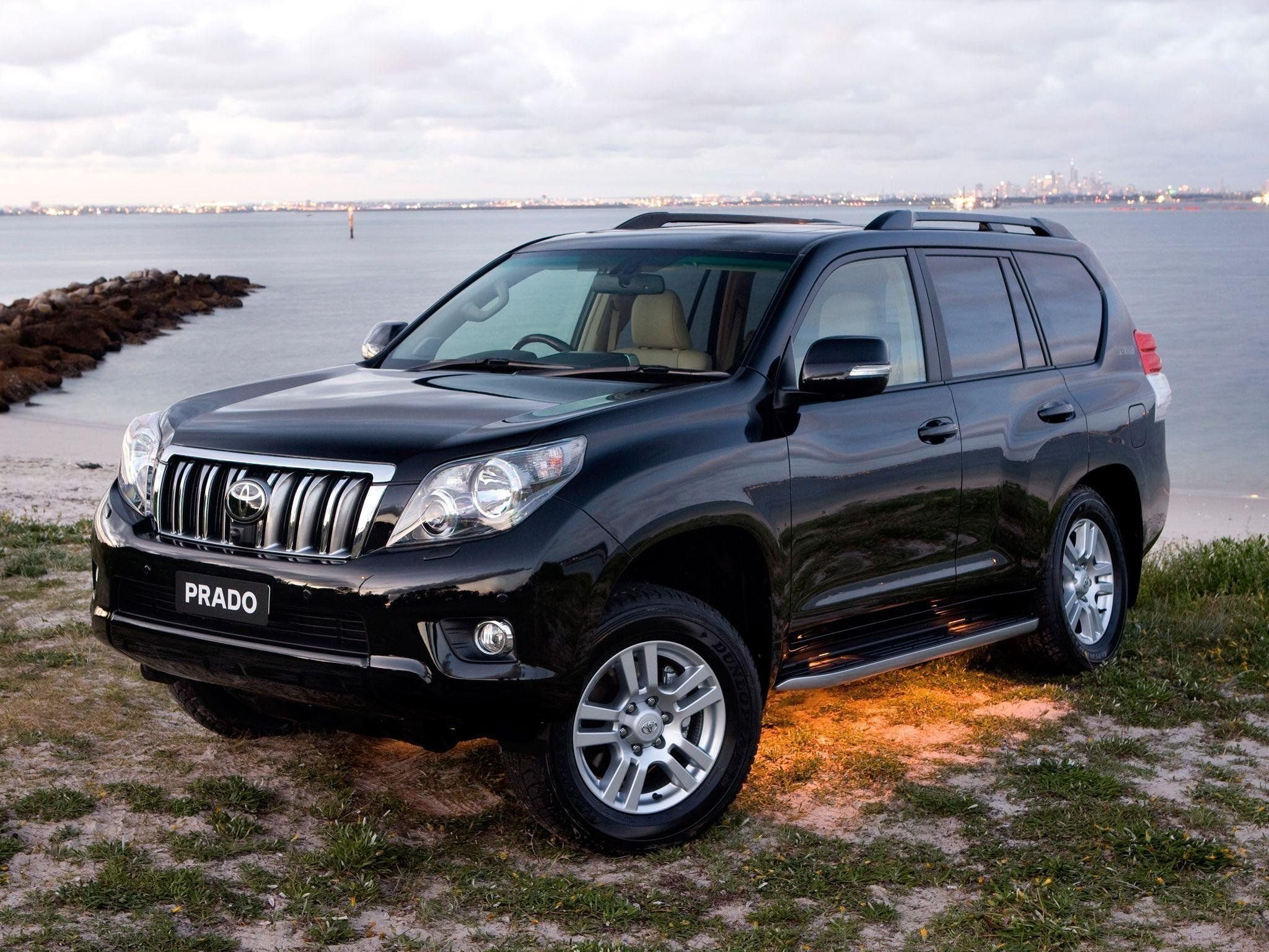 https://gtstransportations.com/wp-content/uploads/2024/11/prado.jpg