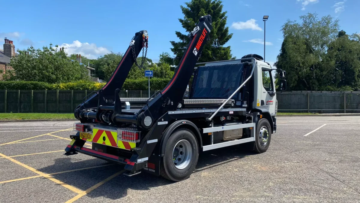 skip-truck-6732755e5d2e3-e1731360778760-1200x676.webp
